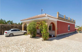Stunning home in Olivares with Outdoor swimming pool and 3 Bedrooms, Olivares